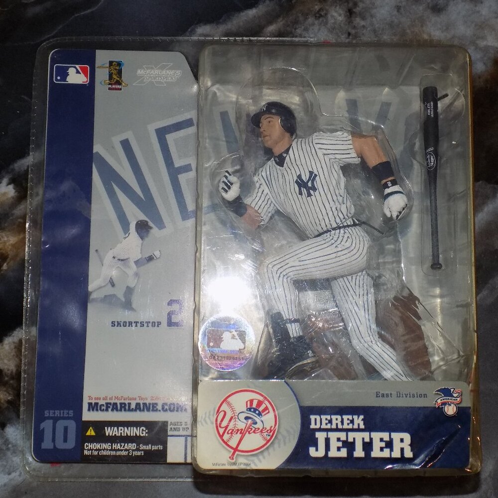 New York Yankees Derek Jeter McFarlane MLB Series 10 Figure